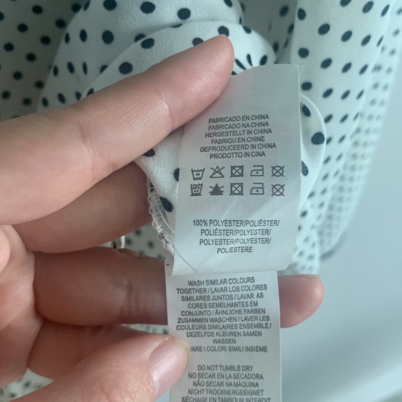 Black and white polka dot long sleeve blouse chemise top - Picture 5 of 6